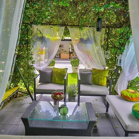 ***Green Dream***- Villa In Split