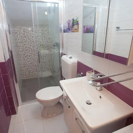 Willa ***green Dream***- In Split